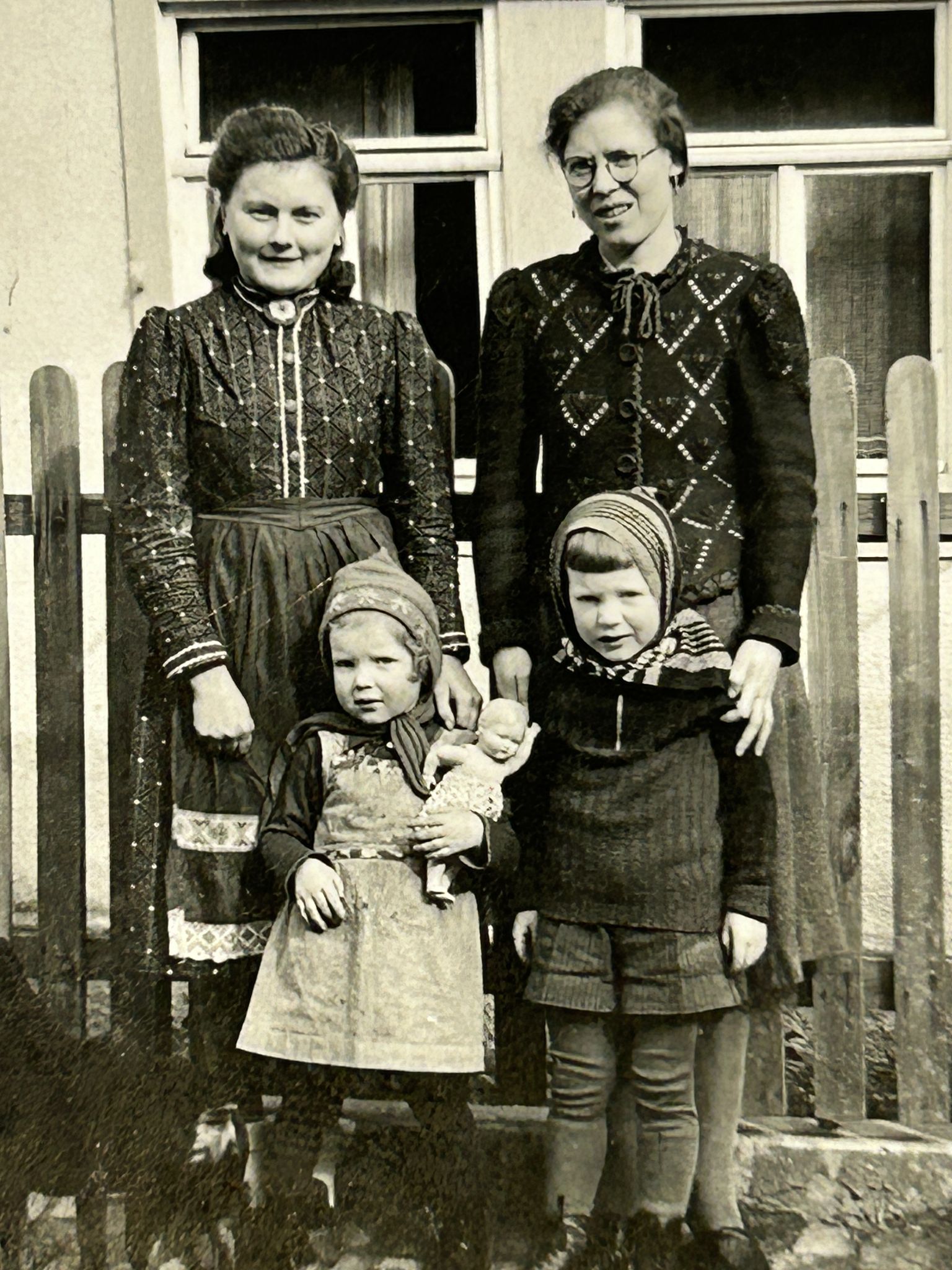 P G 0750 FrauenKinder 2